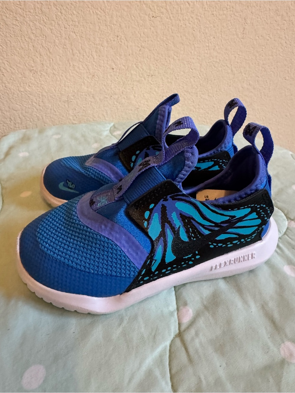 NEW Nike Flex Runner Lil Bugs Baby Girls Shoes Size 8